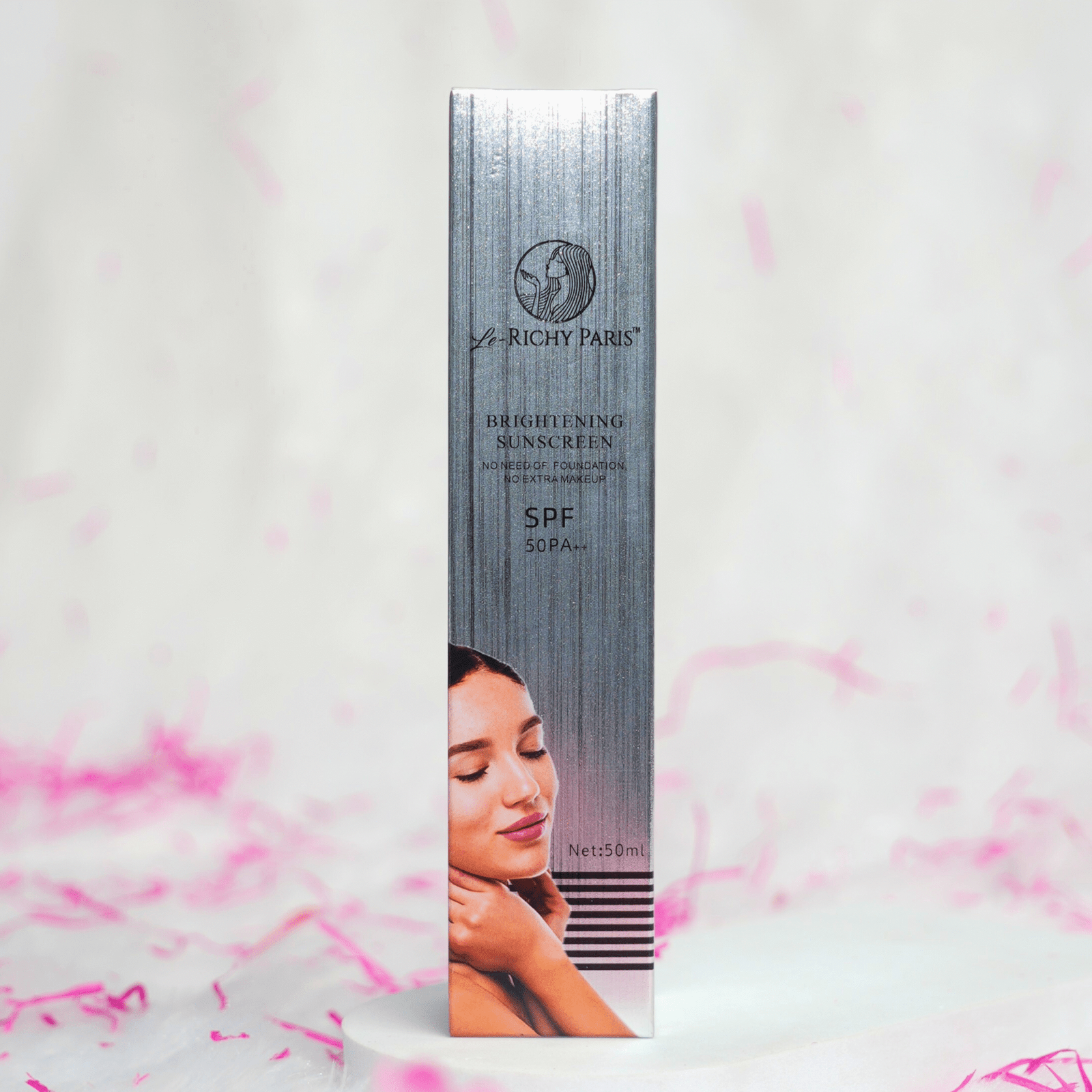 23 INSTANT BRIGHTENING SUNSCREEN - Image 1